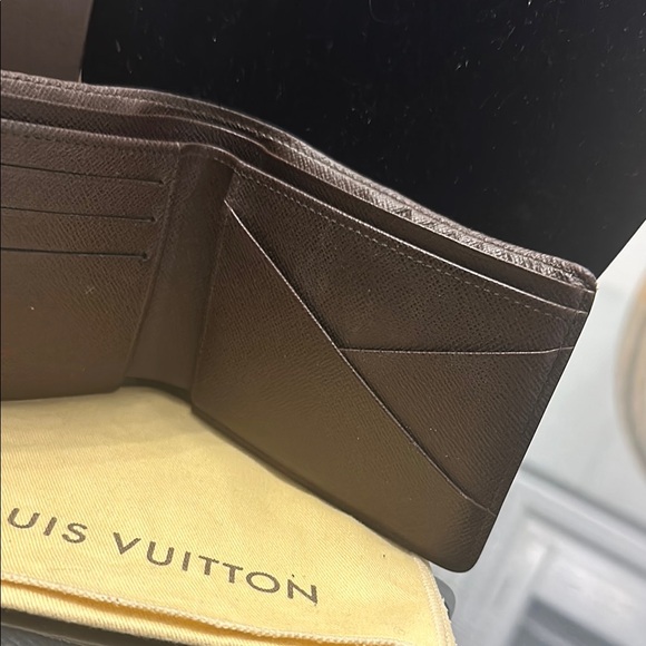 Louis Vuitton Damier Ebene Florin Wallet - Picture 5 of 11